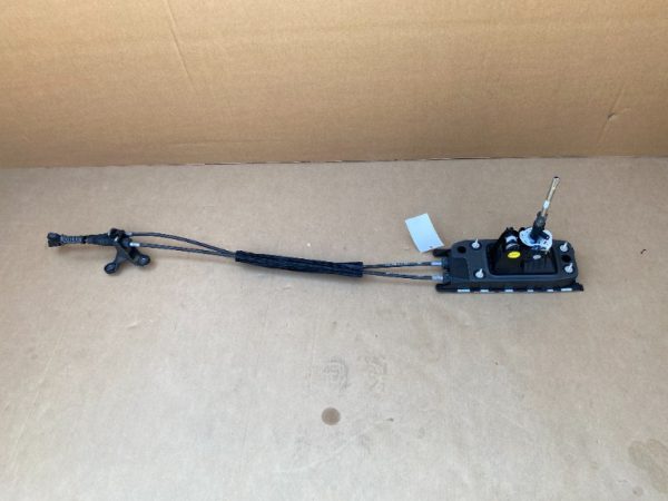 Timonerie manuala VW Golf 7 5Q0711049BJ 5Q0 711 049 BJ - Dezmembrari Auto