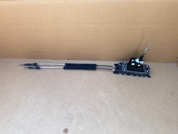 Timonerie manuala VW Passat B8 3Q0711049AA 3Q0 711 049 AA - Dezmembrari Auto