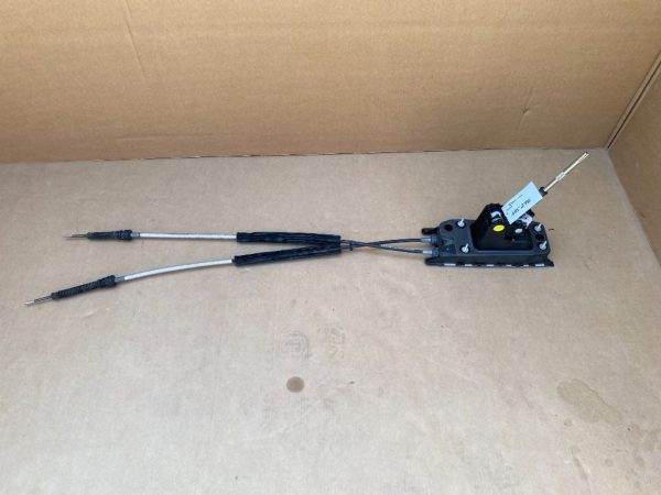 Timonerie manuala VW T-Roc 5Q0711049BQ 5Q0 711 049 BQ - Dezmembrari Auto
