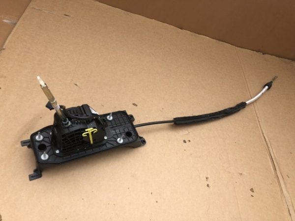 Timonerie / selector DSG VW Golf 7 2018 1.5 DAC 5Q1 713 025 R 5Q1713025R - Dezmembrari Auto