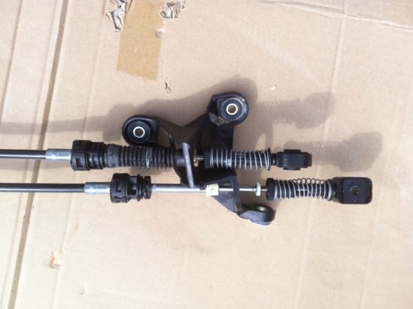 Timonerie VW Golf 7 1.4 tsi 5Q0711049AH 5Q0711049AN 5Q0711049BJ - Dezmembrari Auto - imagine 2
