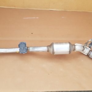 Toba esapament intermediara cu clapeta si catalizator VW Golf 7 5Q0253059GJ 5Q0131701AF - Dezmembrari Auto