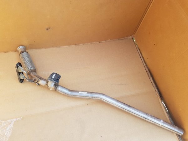 Toba intermediara cu clapeta VW Jetta 2016 5Q0253691D 5Q0 253 691 D - Dezmembrari Auto