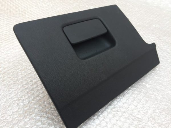Topedou stanga plansa bord VW Passat B8 3G1 857 921 3G1857921 - Dezmembrari Auto
