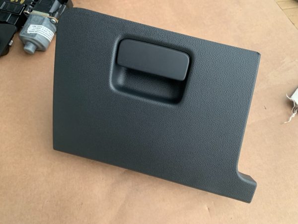 Torpedou plansa bord VW Golf 7 5G1857924B 5G1 857 924 B la 0 km - Dezmembrari Auto
