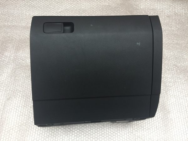 Torpedou plansa bord VW Tiguan 2017 - Dezmembrari Auto