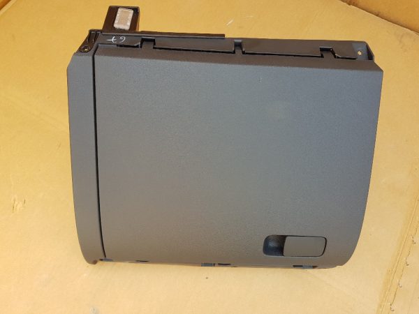 Torpedou refrigerat VW Jetta 2016 5C7857097AB 5C7 857 097 AB - Dezmembrari Auto