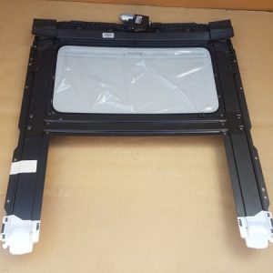 Trapa cu motoras VW Jetta 2016 5C6877041J 5K0959591A - Dezmembrari Auto