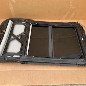 Trapa panoramica Audi A6 C7 avant 4G9877041F 4G9 877 041 F la 0 km - Dezmembrari Auto