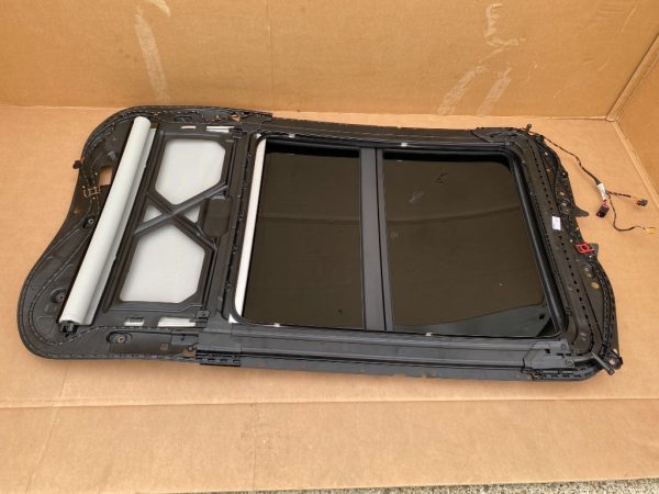 Trapa panoramica Audi A6 C7 avant 4G9877041F 4G9 877 041 F la 0 km - Dezmembrari Auto