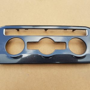 Trim ornament climatronic VW Tiguan 2 5NB820073A 5NB 820 073 A - Dezmembrari Auto