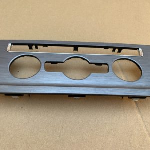 Trim ornament panou clima VW Golf 7 5G1863100B 5G1 863 100 B - Dezmembrari Auto