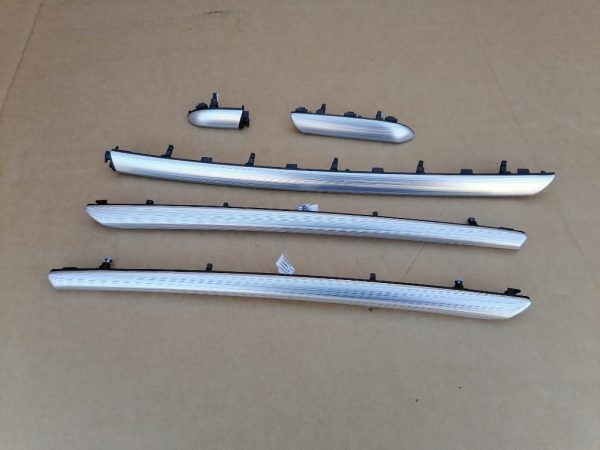 Trimuri ornamente aluminiu Audi A3 8V - Dezmembrari Auto