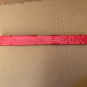 Triunghi reflectorizant VW Golf 7 2016 8K0860251 8K0 860 251 - Dezmembrari Auto