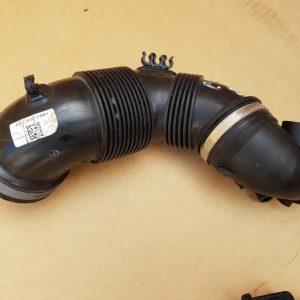 Tub furtun aer turbo VW Passat B8 2.0 tdi 5Q0129654E 5Q0 129 654 E - Dezmembrari Auto