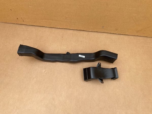 Tubulatura aer cotiera VW Caddy Ford Tourneo Connect 2023 2K7819633 2K7 819 633 2K7863250 2K7 863 250 - Dezmembrari Auto