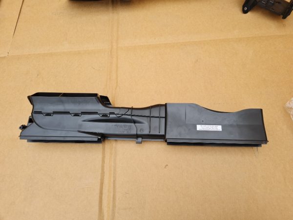 Tubulatura aer trager VW Golf 7 2019 2.0 tdi 5Q0129254A 5Q0 129 254 A - Dezmembrari Auto - imagine 2