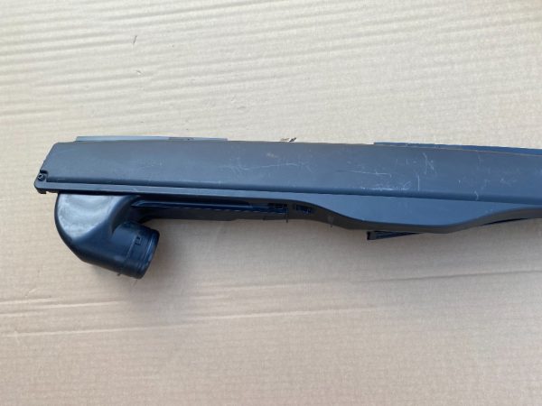 Tubulatura aer trager VW Golf 7 5Q0129254E 5Q0 129 254 E - Dezmembrari Auto