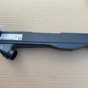 Tubulatura aer trager VW Passat B8 5Q0129254B 5Q0 129 254 B - Dezmembrari Auto