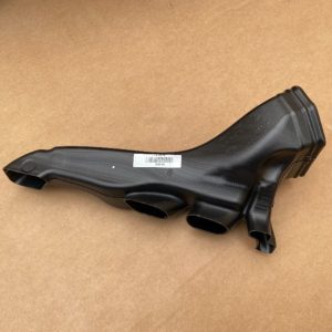 Tubulatura aer VW Caddy Ford Tourneo Connect 2023 5TB819151 5TB 819 151 - Dezmembrari Auto