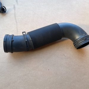 Tubulatura aer VW Golf 7 5Q0129618J 5Q0 129 618 J - Dezmembrari Auto