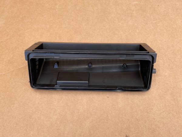 Tubulatura aer VW ID4 ID.4 2023 1EC819060A 1EC 819 060 A la 0 km - Dezmembrari Auto