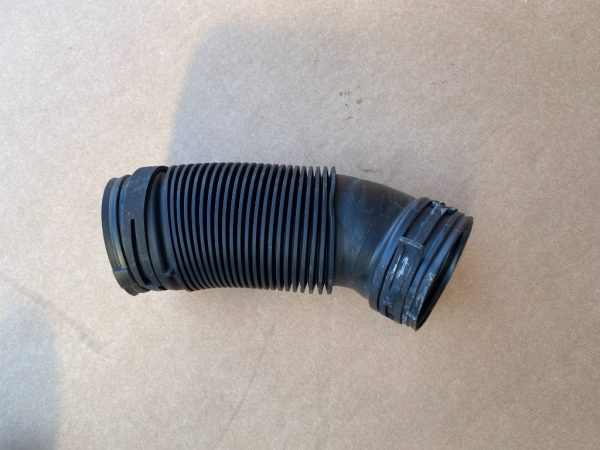Tubulatura aer VW Sharan 7N 7N0129618A 7N0 129 618 A - Dezmembrari Auto