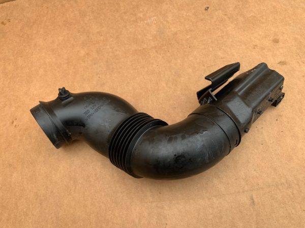 Tubulatura aer VW Transporter T6 2021 7E0129578B 7E0 129 578 B - Dezmembrari Auto
