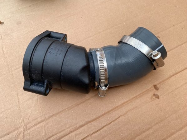 Tubulatura intercooler Ford Tourneo Connect 2023 2.0 05L145828D 05L131111L la 0 km - Dezmembrari Auto