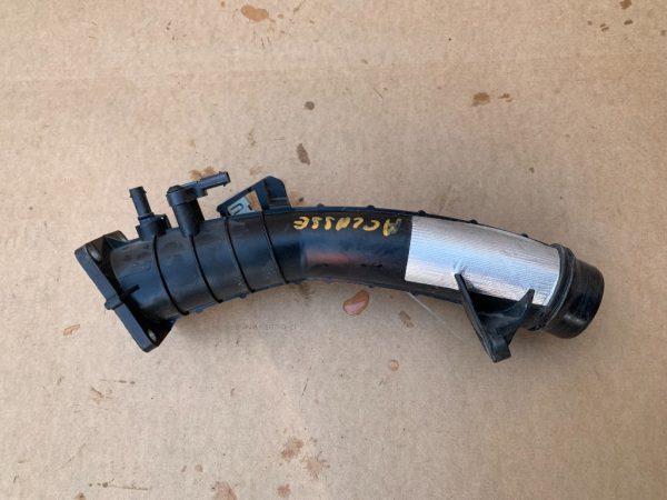 Tubulatura intercooler Mercedes A-Class W176 1.6i A2700900844002 A2700900744003 la 0 km - Dezmembrari Auto