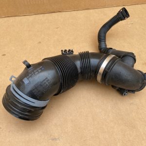 Tubulatura intercooler VW Jetta 2017 2.0 tdi 1K0129654BH 1K0 129 654 BH 1K0129635D 1K0 129 635 D - Dezmembrari Auto