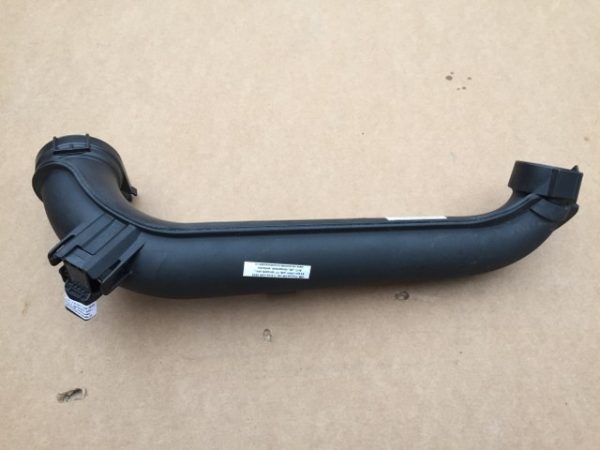 Tubulatura intercooler VW Passat B8 1.4 TSI CZEA ALB 04E 145 673 F 04E145673F - Dezmembrari Auto