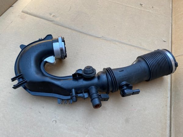 Tubulatura turbina cu senzori Mercedes B-Class W246 2015 1.6i A2700901029 A0000160030 la 0 km - Dezmembrari Auto