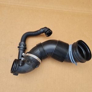 Tubulatura turbo VW Passat B8 2.0 tdi 5Q0129654E 5Q0 129 654 E - Dezmembrari Auto