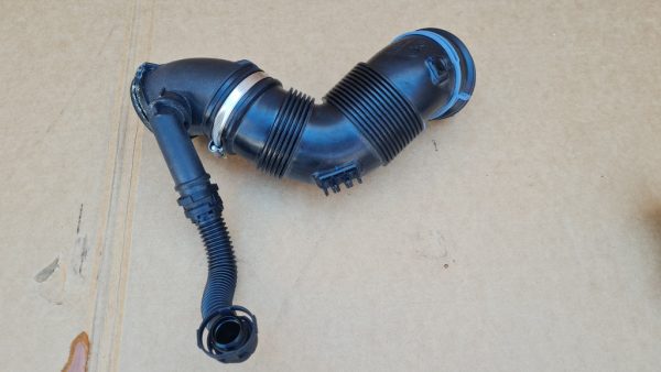 Tubulatura VW Passat B8 2.0 tdi 3Q0129656B 5Q0129656E - Dezmembrari Auto
