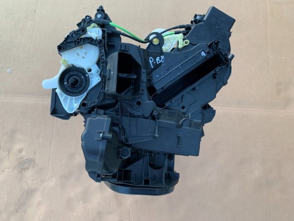 Tulumba aer VW Passat B8 - Dezmembrari Auto - imagine 5