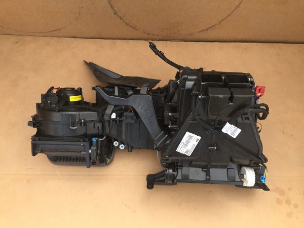 Tulumba completa audi A3 8P 8P1820003K 1K1820015E 3C0907521B - Dezmembrari Auto