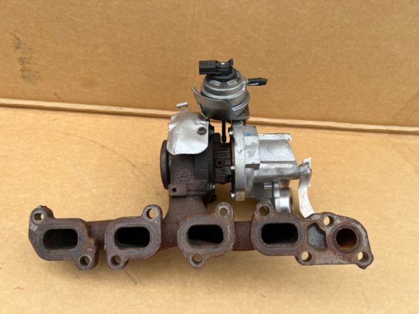 Turbosuflanta Audi A3 8v 1.6 tdi 04L253016H 04L 253 016 H CRK - Dezmembrari Auto