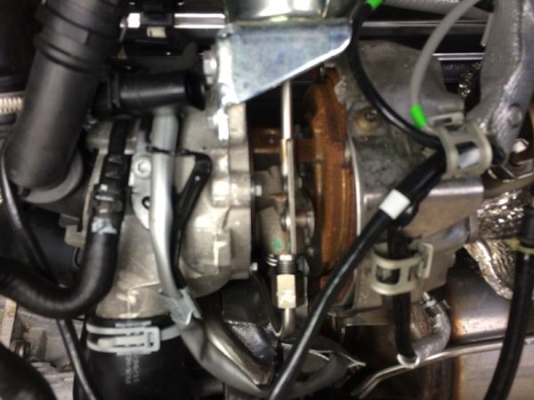 Turbosuflanta VW Passat B8 04L253010TN 04L 253 010 TN - Dezmembrari Auto