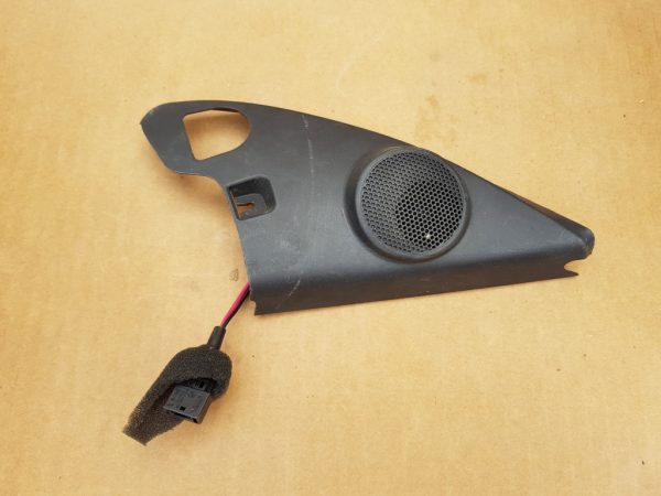 Tweeter dreapta fata Seat Toledo 2014 5JA035411B 5JA 035 411 B - Dezmembrari Auto