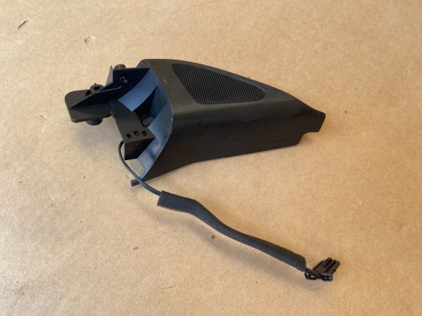Tweeter dreapta VW Golf 5 combi 1K0035411C 1K0 035 411 C - Dezmembrari Auto