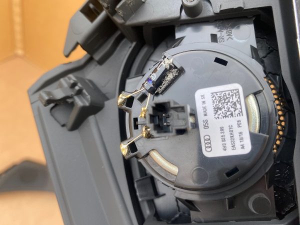 Tweeter plansa bord Audi A6 C7 2016 4H0035399 4H0 035 399 la 0 km - Dezmembrari Auto