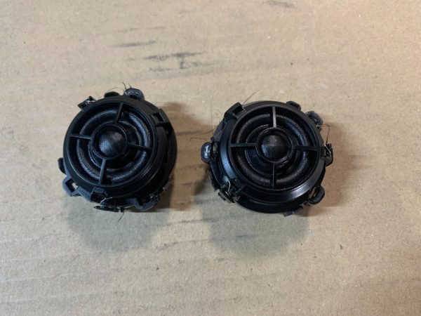 Tweeter tweetere VW Golf 7 5G0035412B 5G0 035 412 B la 0 km - Dezmembrari Auto