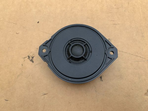 Tweeter VW Caddy 2005 2006 2007 2008 2009 2K0035411A 2K0 035 411 A - Dezmembrari Auto