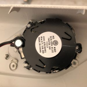 Tweeter VW Jetta 2016 5C6035411E 5C6 035 411 E - Dezmembrari Auto