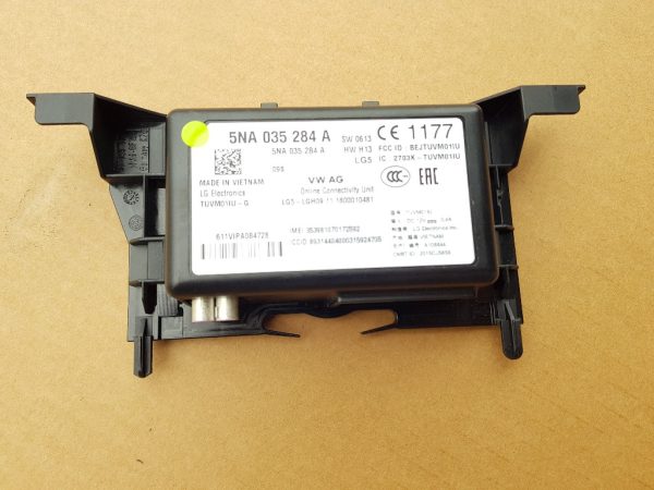 Unitate / modul conectiune online VW Arteon Passat B8 5NA035284A 5NA 035 284 A - Dezmembrari Auto