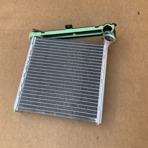 Radiator caldura habitaclu VW Passat B8 5Q0819031 5Q0 819 031 VALEO - Dezmembrari Auto