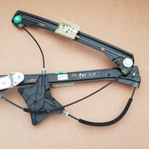 Macara geam stanga fata VW Passat B8 3G0837461B 3G0 837 461 B - Dezmembrari Auto