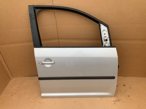 Usa dreapta fata VW Caddy life din 2003 2004 2005 2006 2007 2008 2009 - Dezmembrari Auto