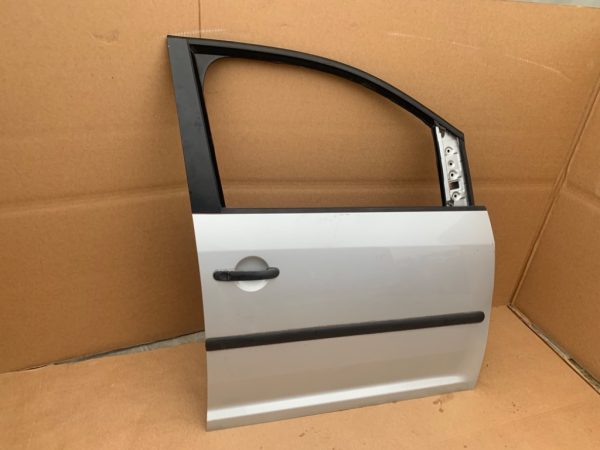 Usa dreapta fata VW Caddy life din 2003 2004 2005 2006 2007 2008 2009 - Dezmembrari Auto - imagine 3